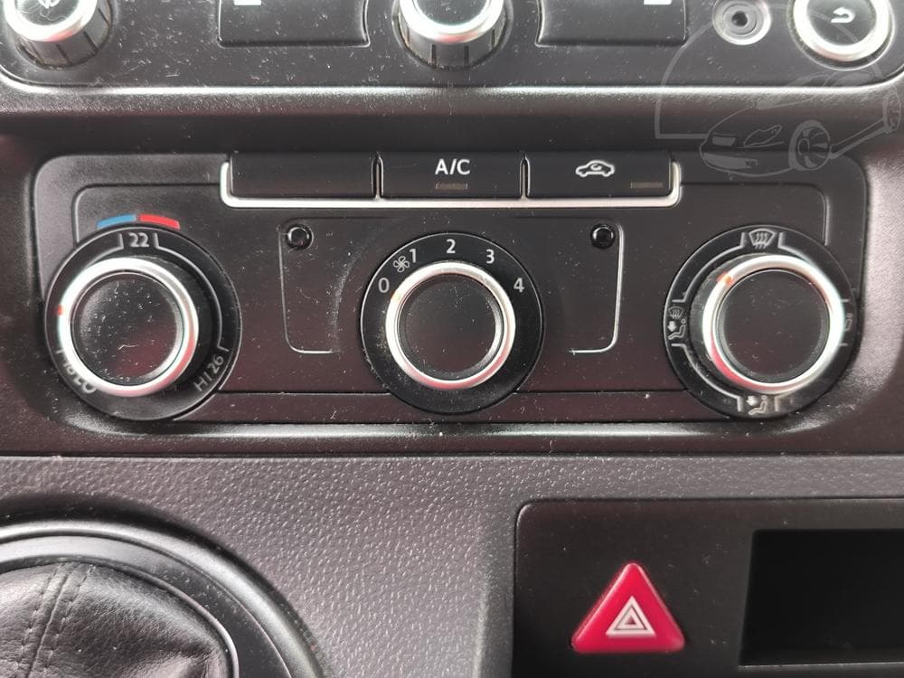 2013 Volkswagen TRANSPORTER - 57