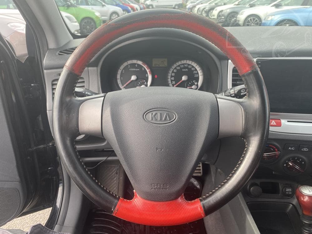 2006 Kia RIO - 11