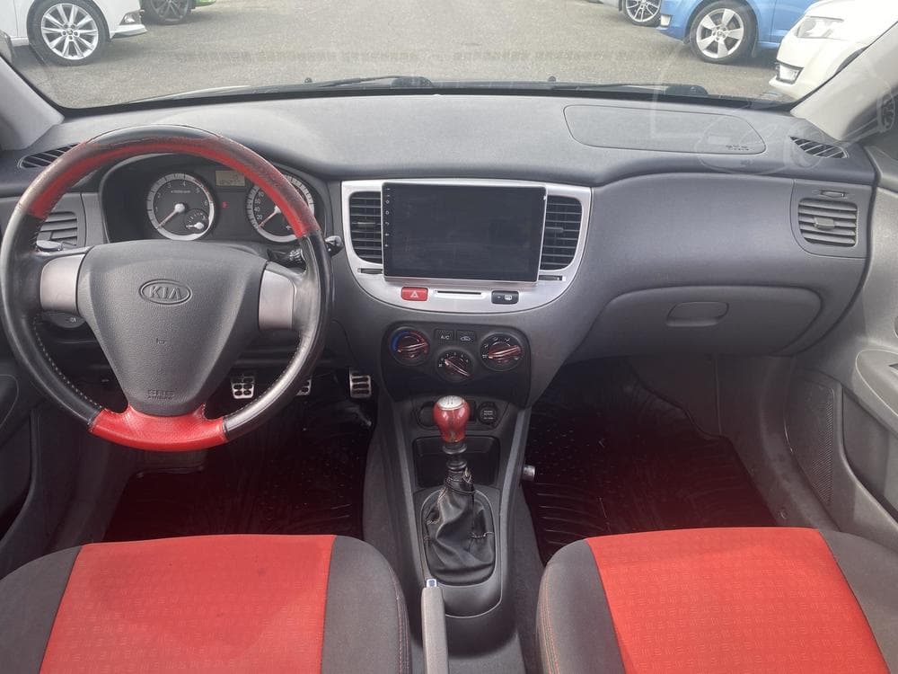 2006 Kia RIO - 8