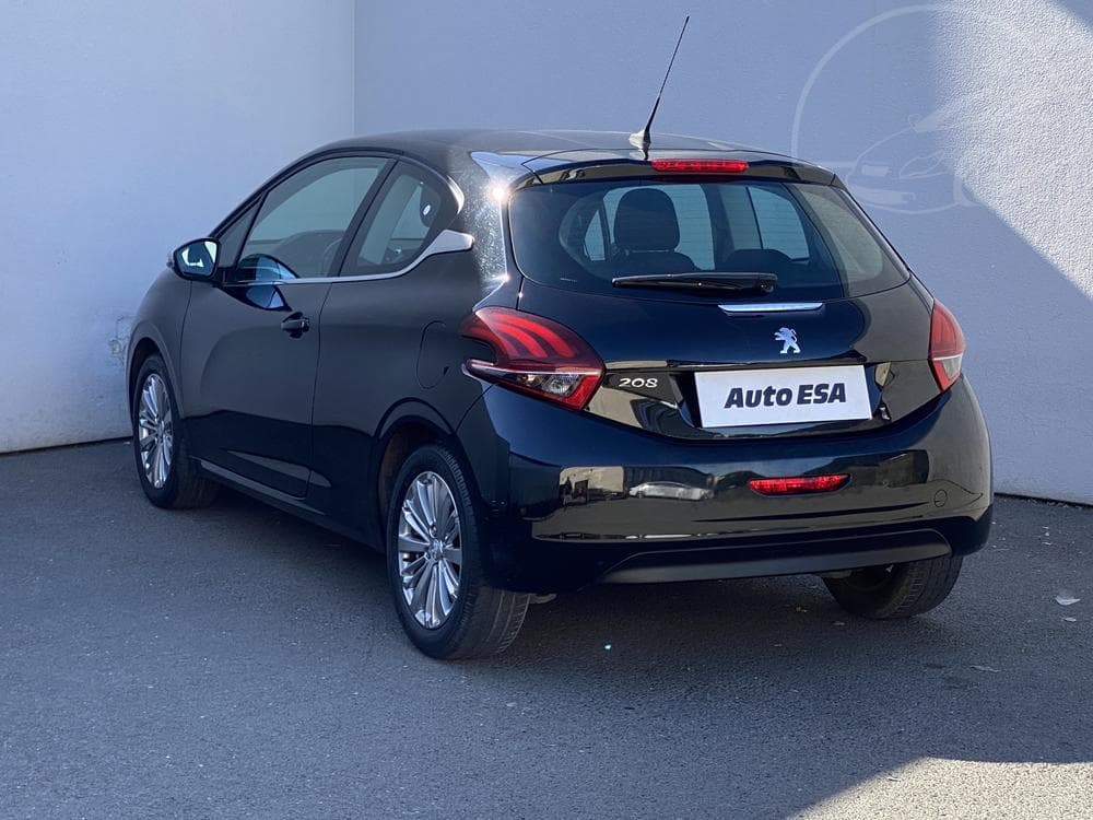 2018 Peugeot 208 - 6