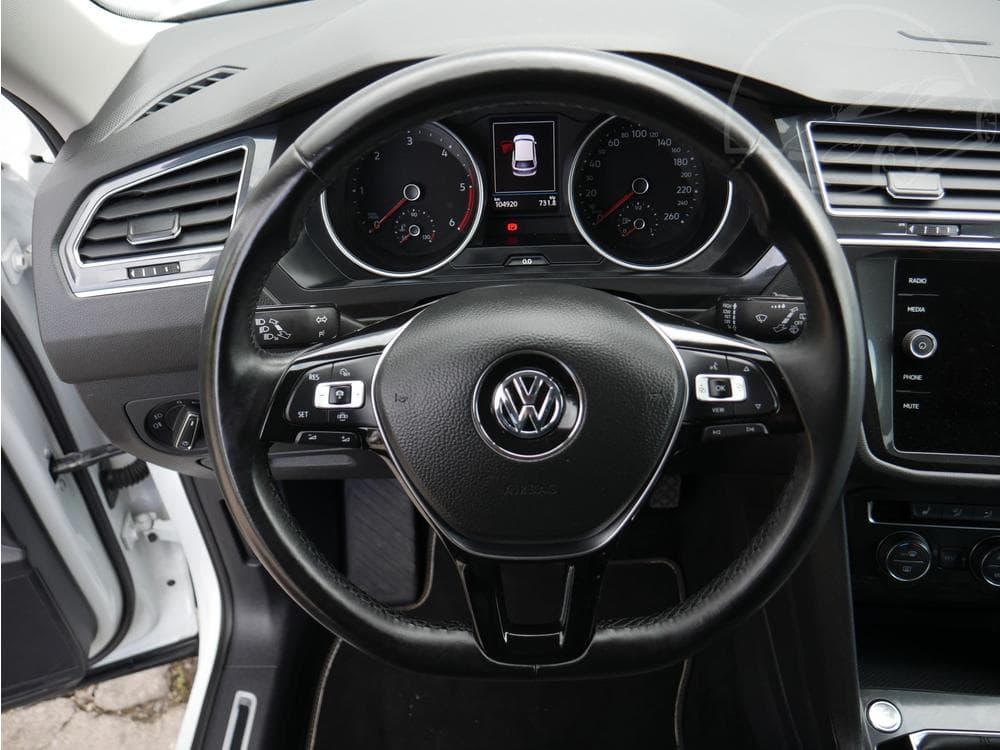 2019 Volkswagen TIGUAN - 25