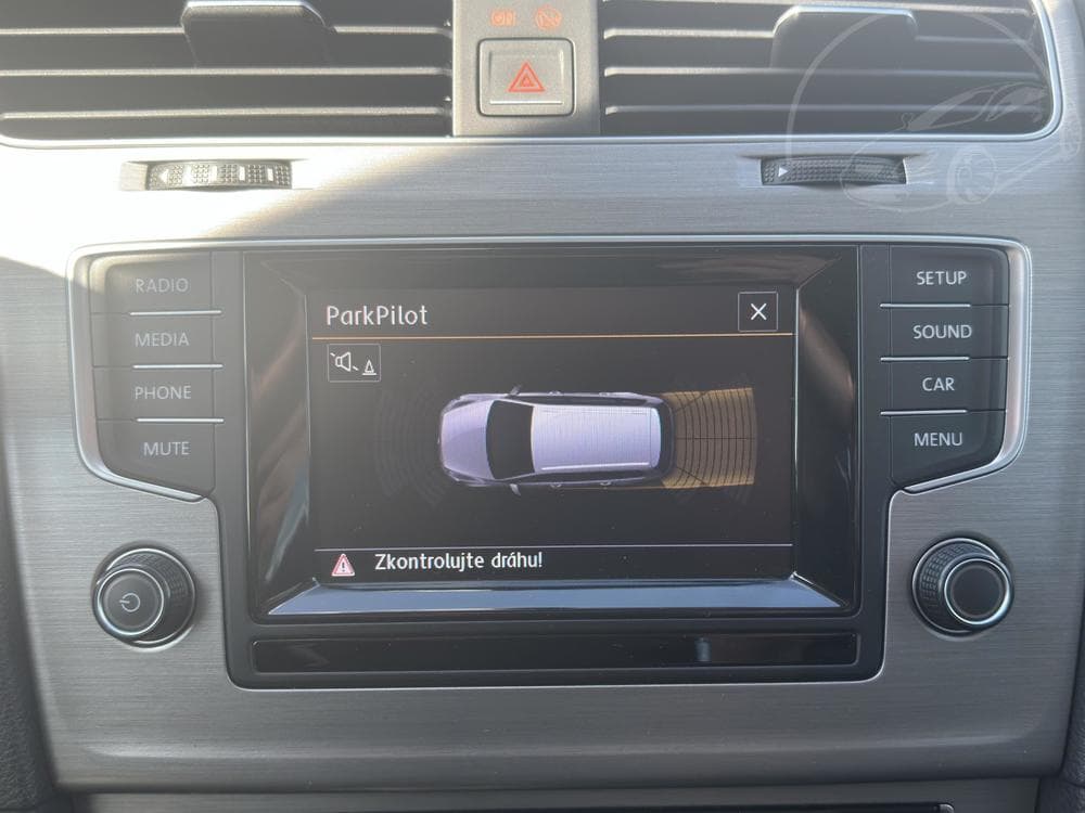 2015 Volkswagen GOLF - 14