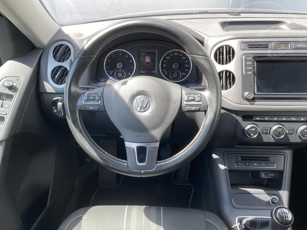 2015 Volkswagen TIGUAN - 11