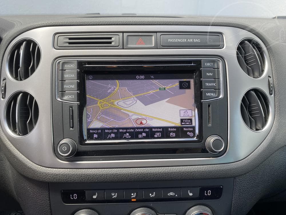 2015 Volkswagen TIGUAN - 17