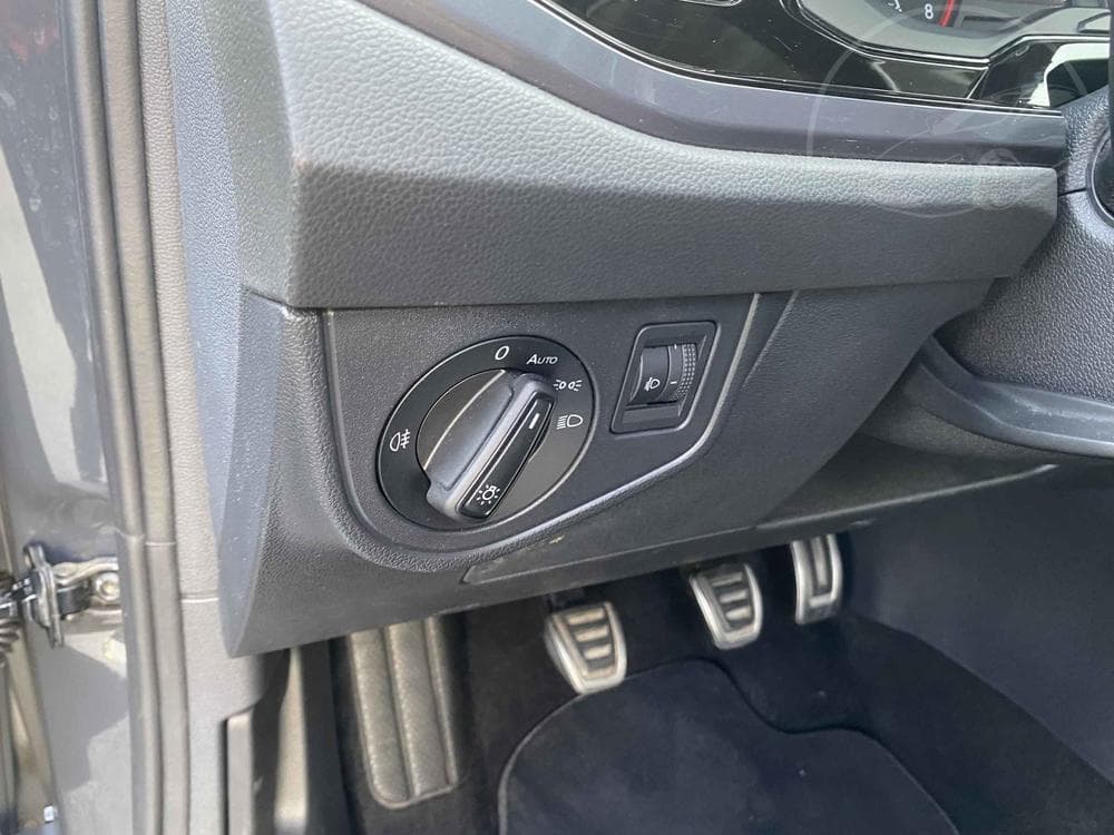 2019 Volkswagen POLO - 15