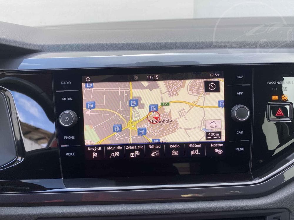 2019 Volkswagen POLO - 18
