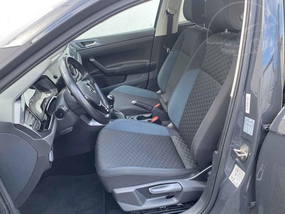 2019 Volkswagen POLO - 9