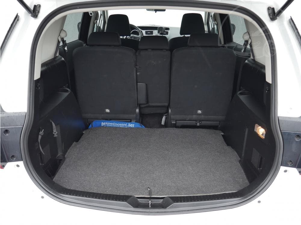 2014 Mazda 5 - 13