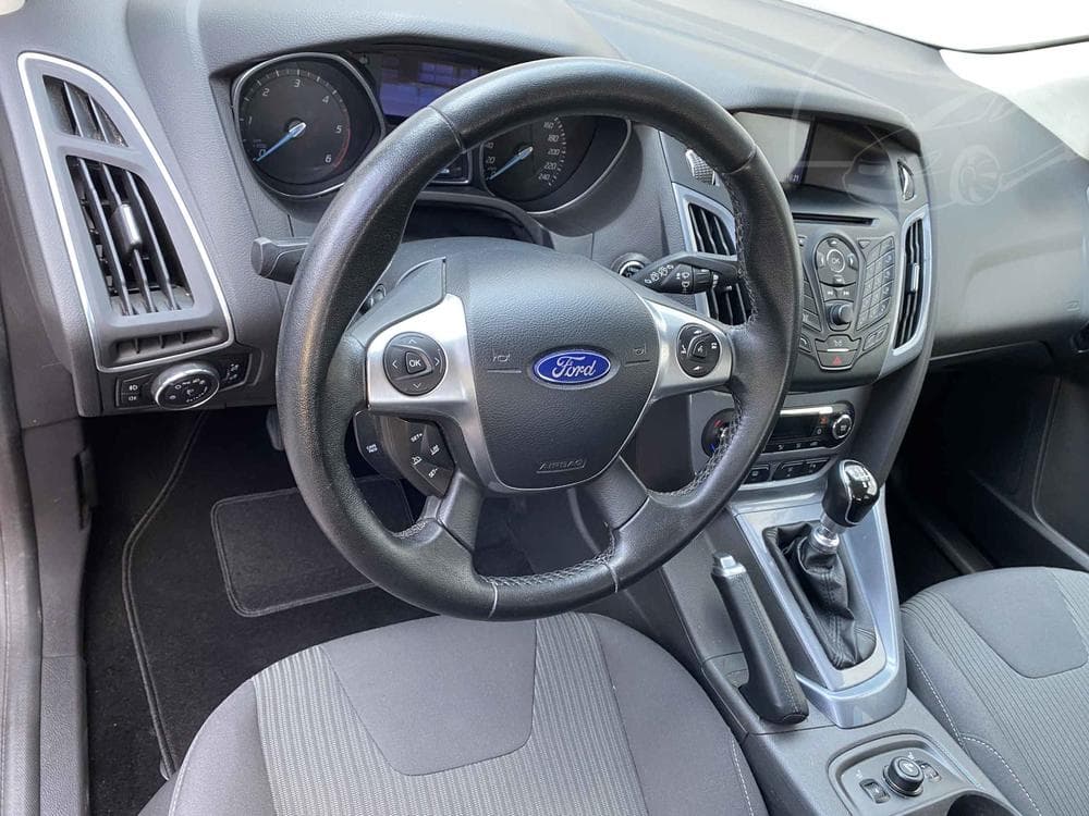 2014 Ford FOCUS - 13