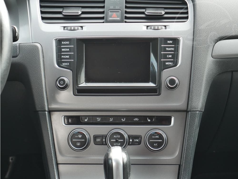 2014 Volkswagen GOLF - 11