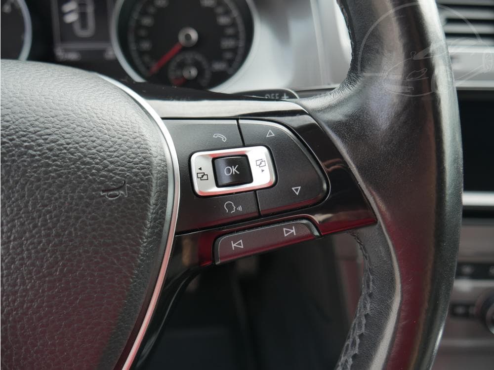 2014 Volkswagen GOLF - 19