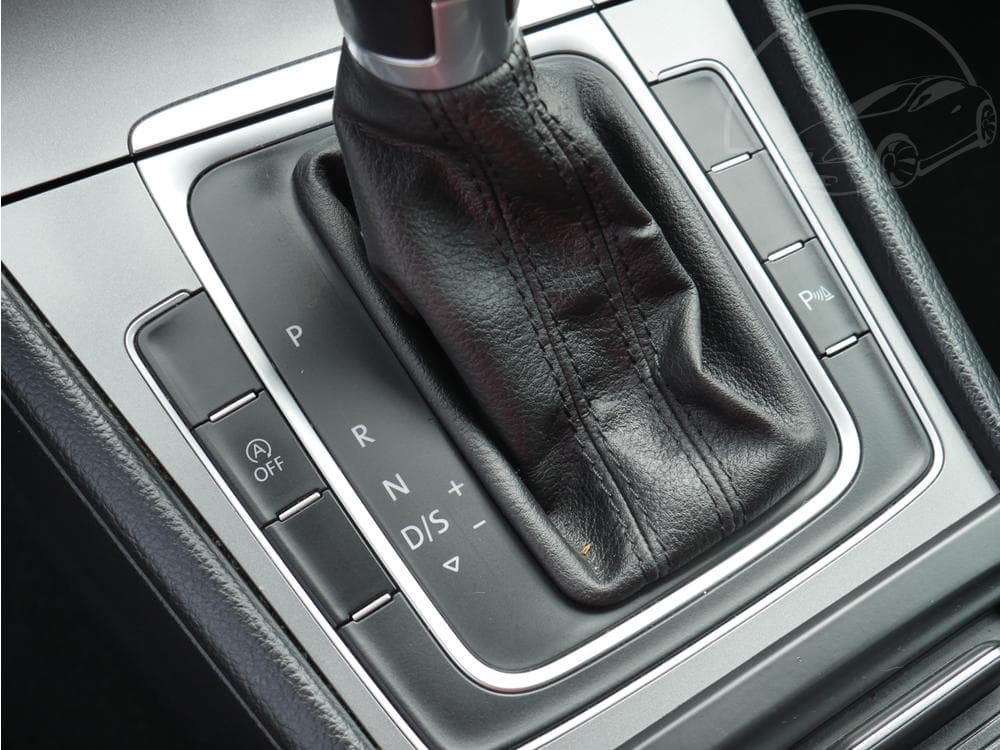 2014 Volkswagen GOLF - 20