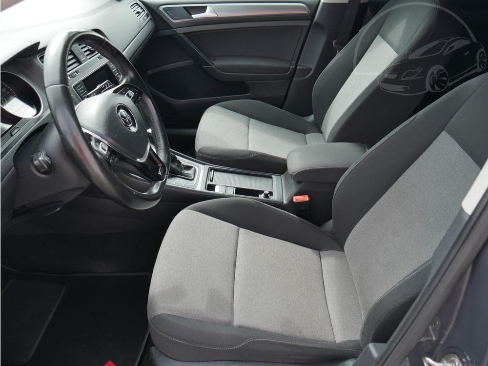 2014 Volkswagen GOLF - 9
