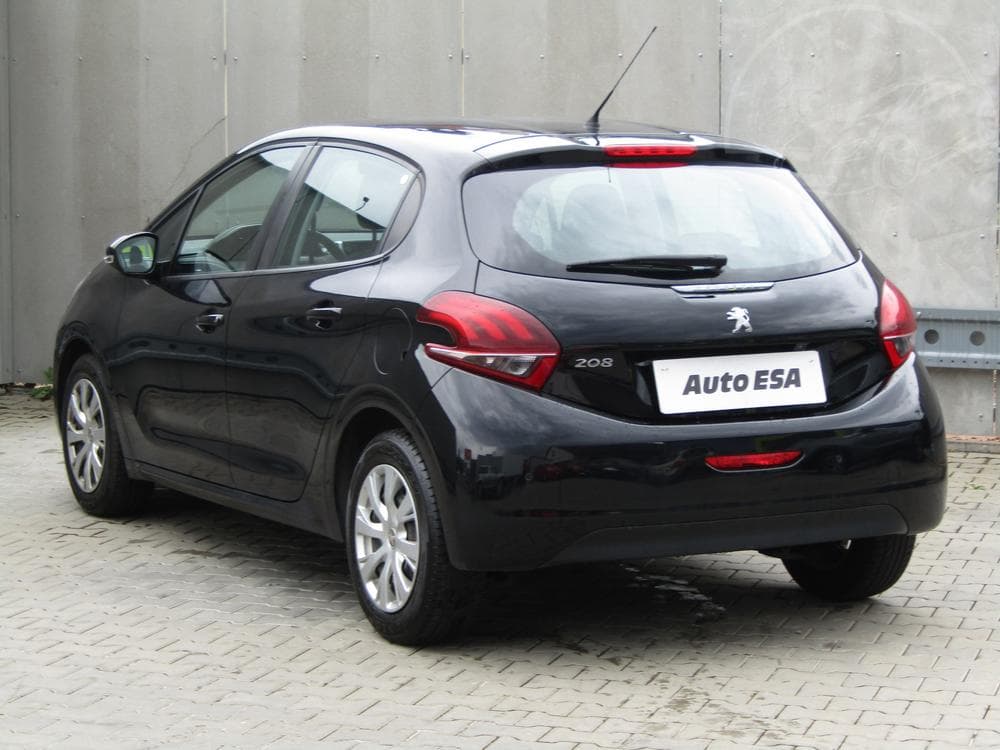 2018 Peugeot 208 - 6