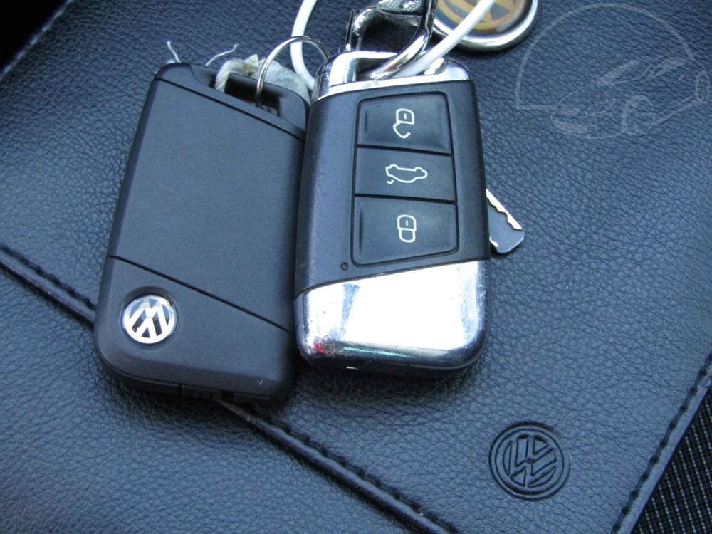2015 Volkswagen PASSAT - 19