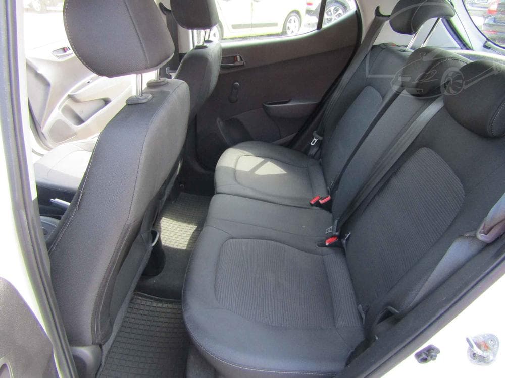 2016 Hyundai i10 - 10