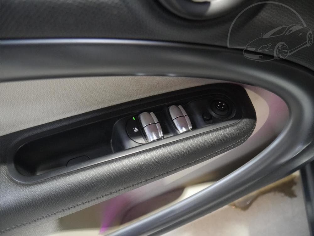 2013 Mini Countryman - 11