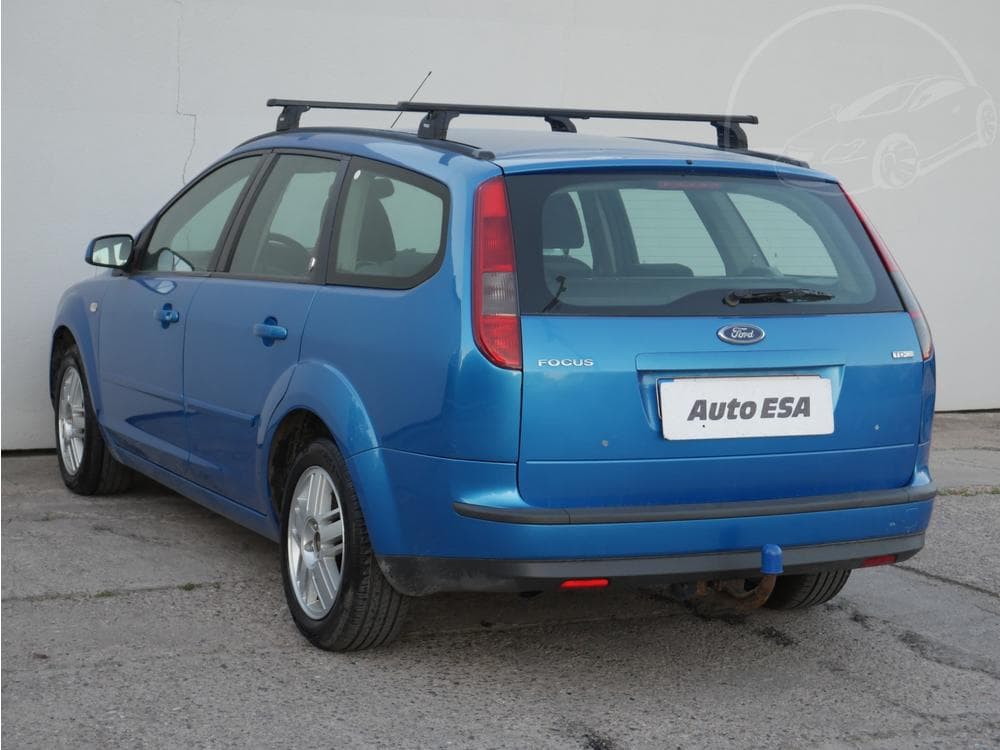 2005 Ford FOCUS - 4