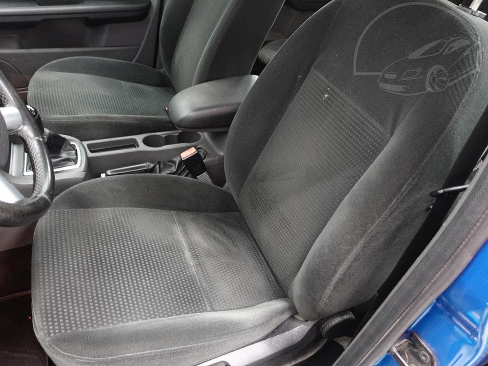 2005 Ford FOCUS - 9