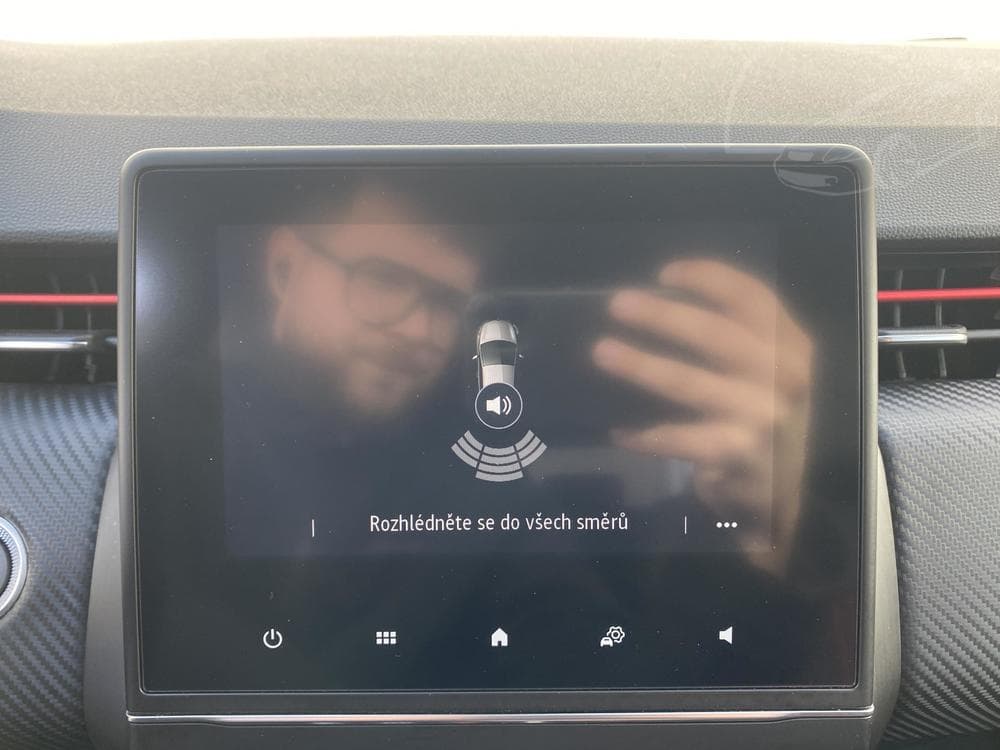 2020 Renault CLIO - 18