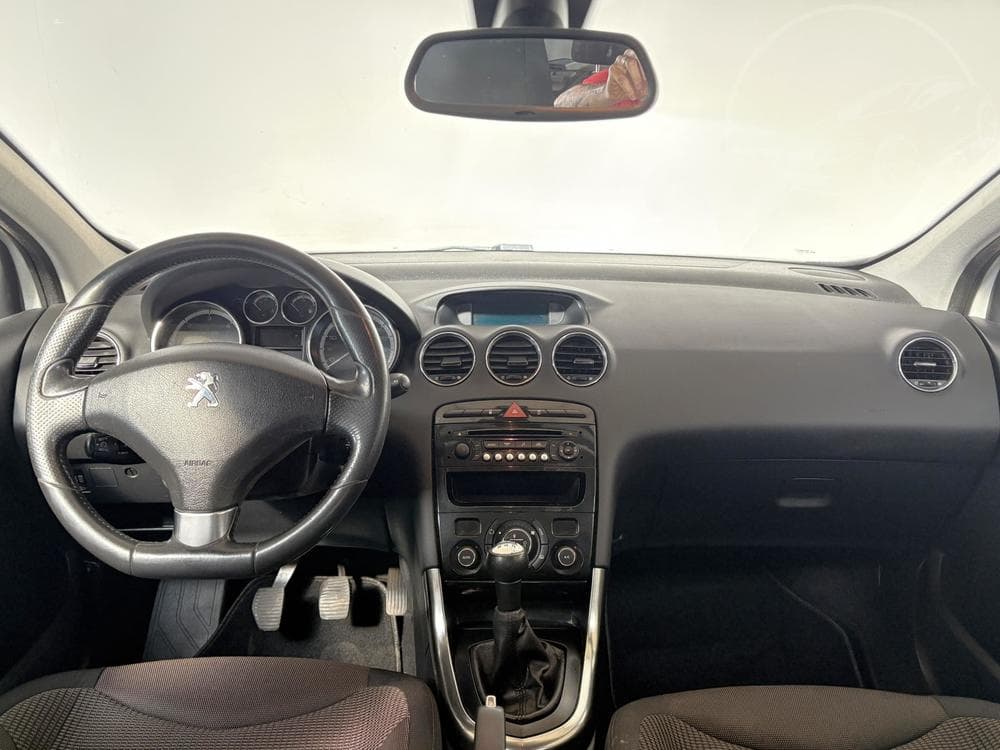 2013 Peugeot 308 - 8