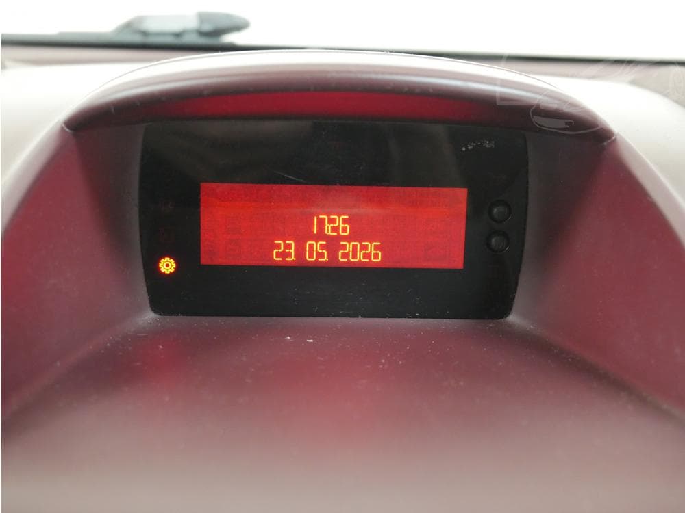 2009 Ford FIESTA - 15