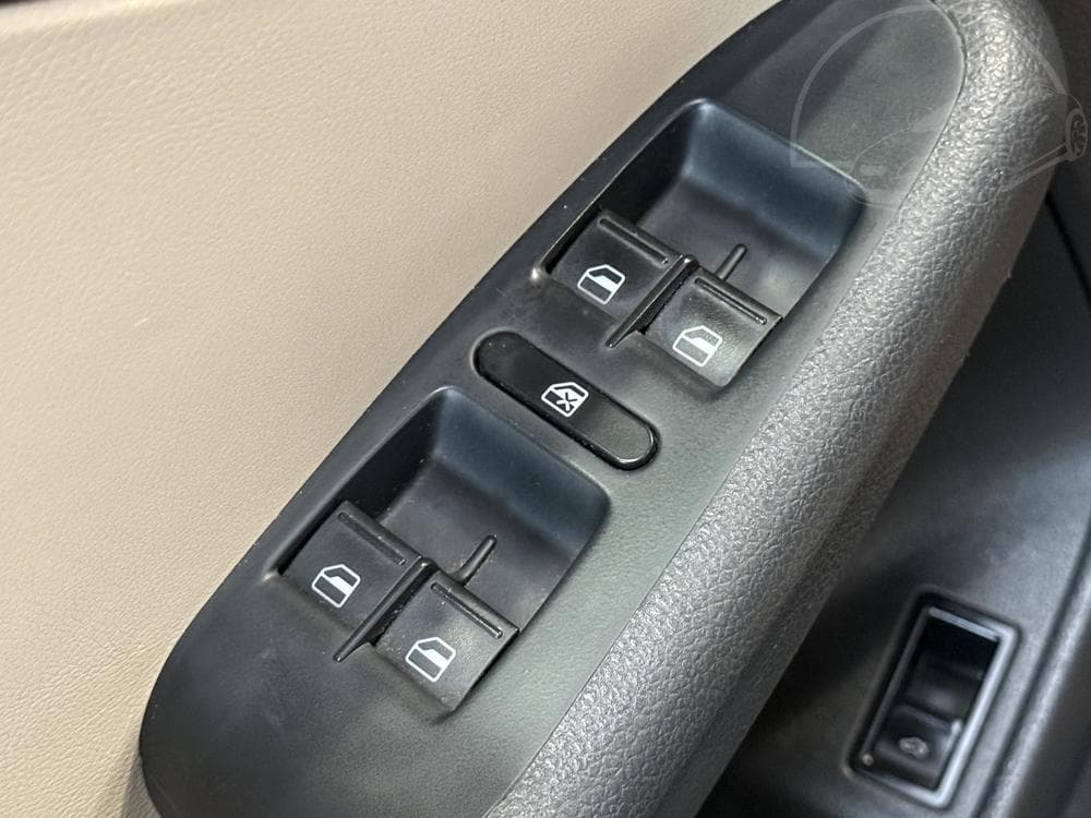 2012 Volkswagen JETTA - 14