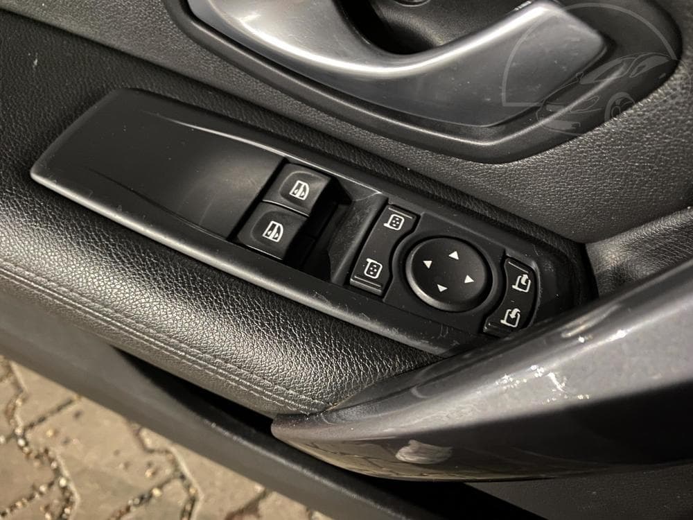 2010 Renault LAGUNA - 11