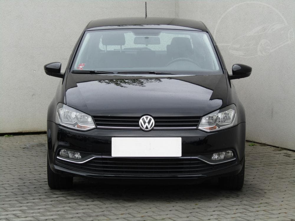 2014 Volkswagen Polo - 2