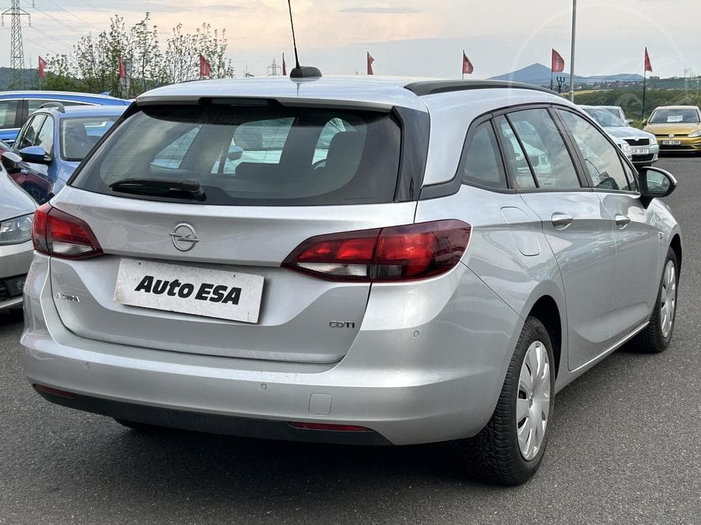 2017 Opel ASTRA - 4