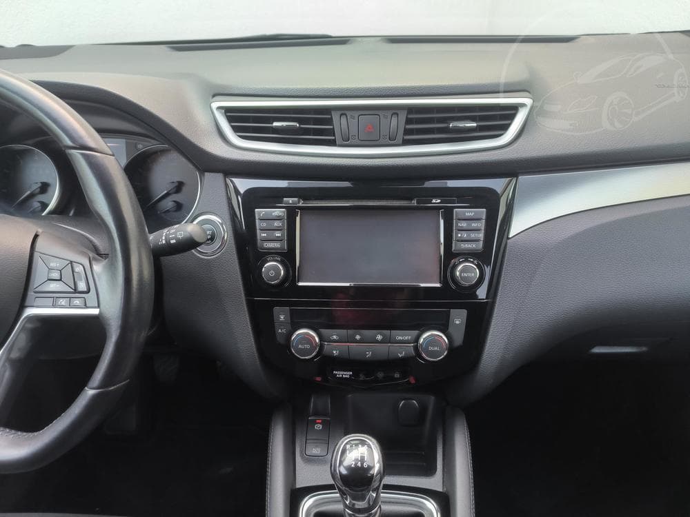 2017 Nissan Qashqai - 17