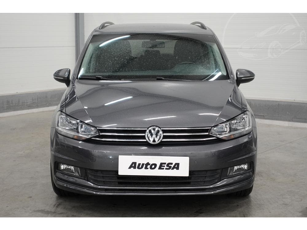 2016 Volkswagen Touran - 2