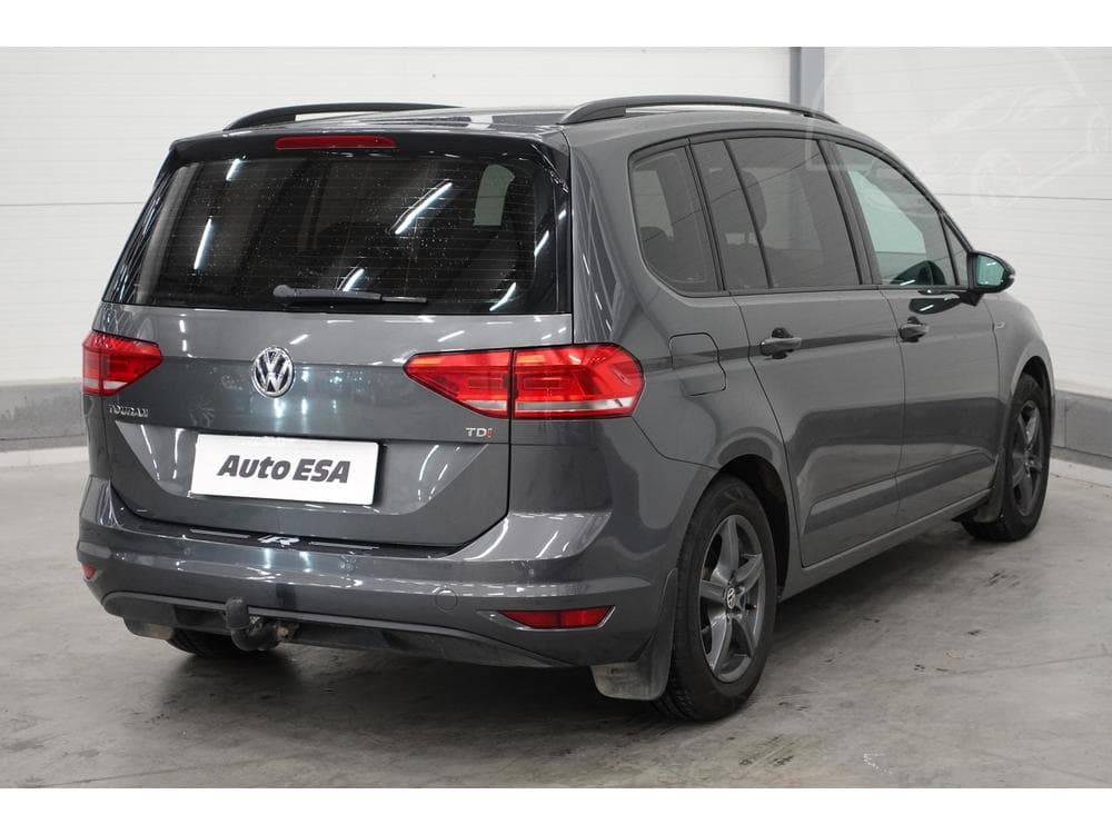 2016 Volkswagen Touran - 4