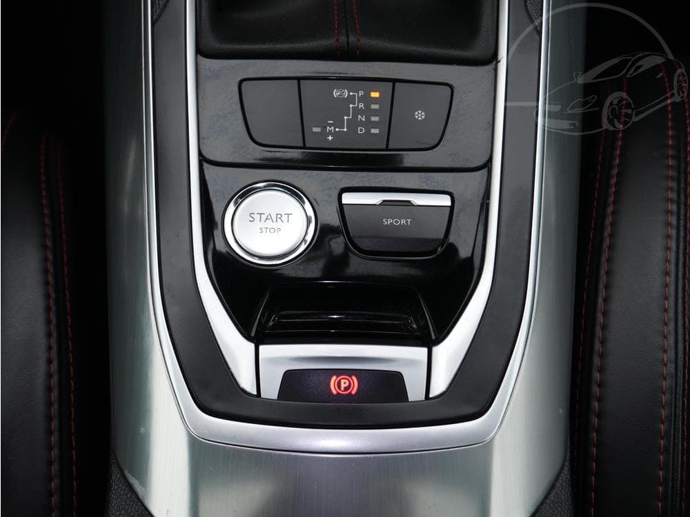 2015 Peugeot 308 - 15