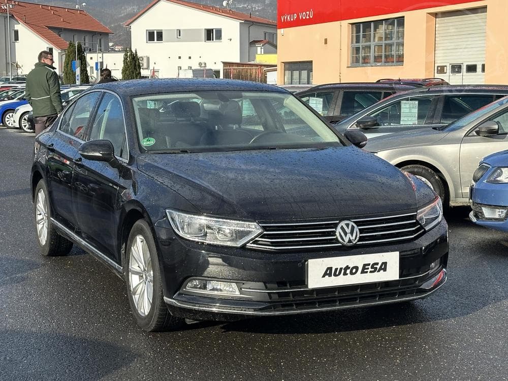2016 Volkswagen PASSAT