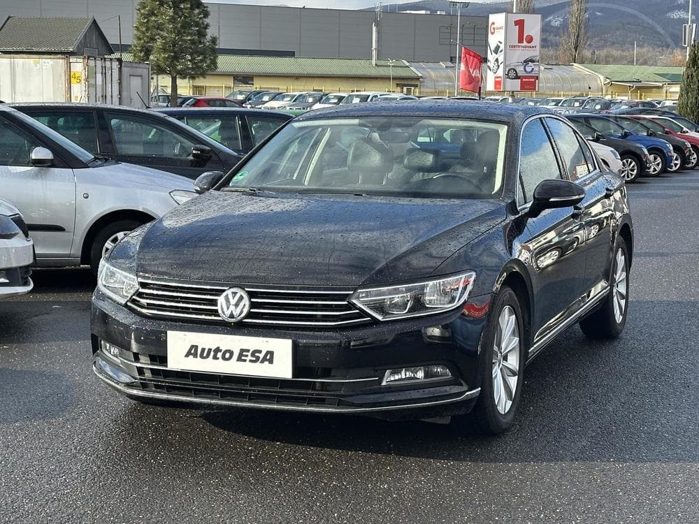 2016 Volkswagen PASSAT - 7