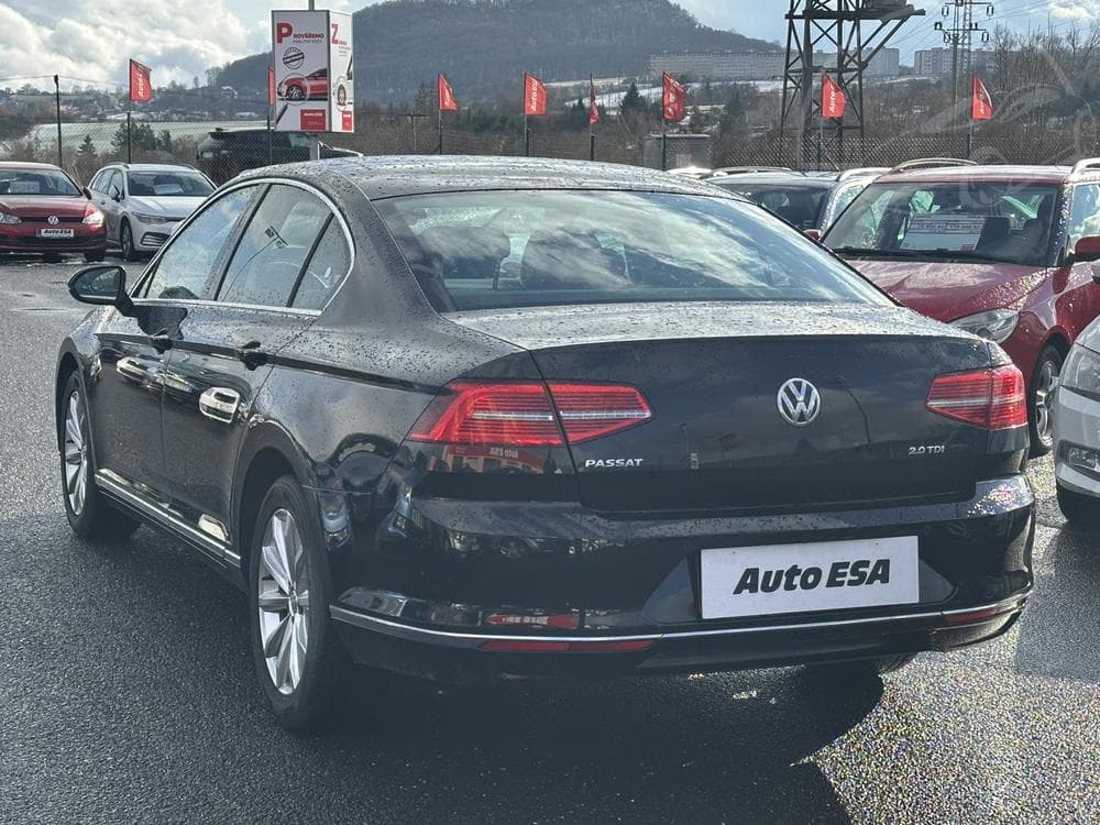 2016 Volkswagen PASSAT - 10