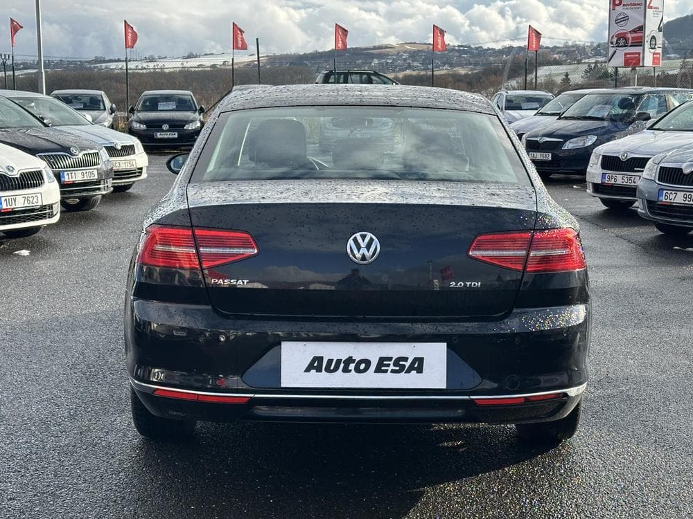 2016 Volkswagen PASSAT - 13