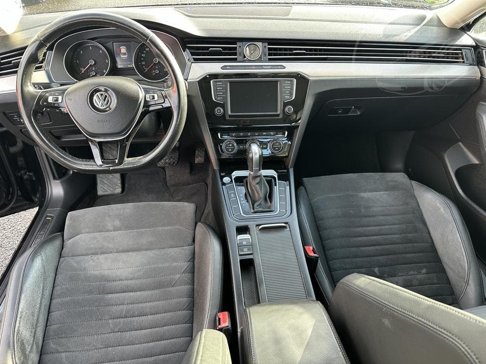 2016 Volkswagen PASSAT - 22