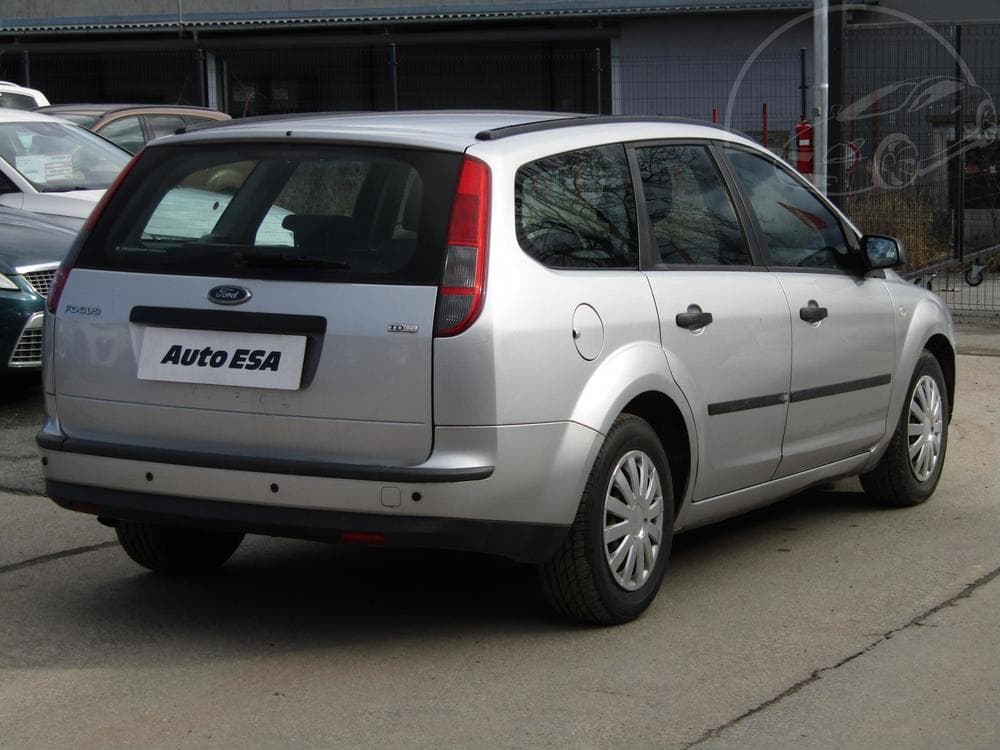 2006 Ford FOCUS - 4
