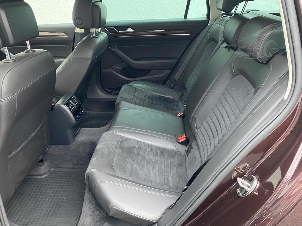 2015 Volkswagen PASSAT - 10