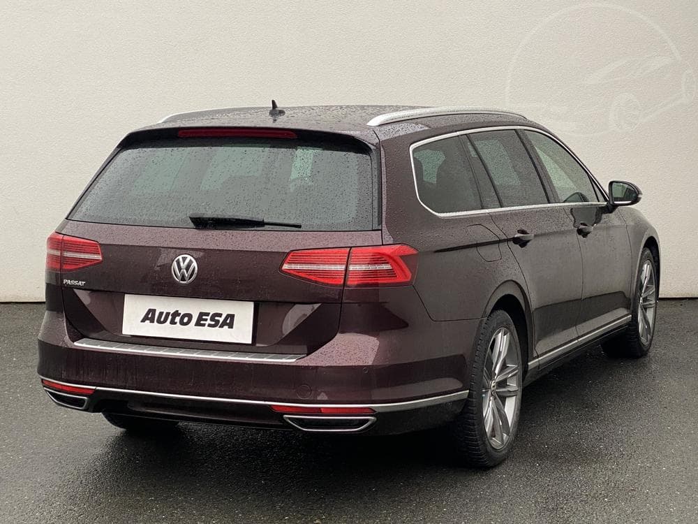 2015 Volkswagen PASSAT - 4