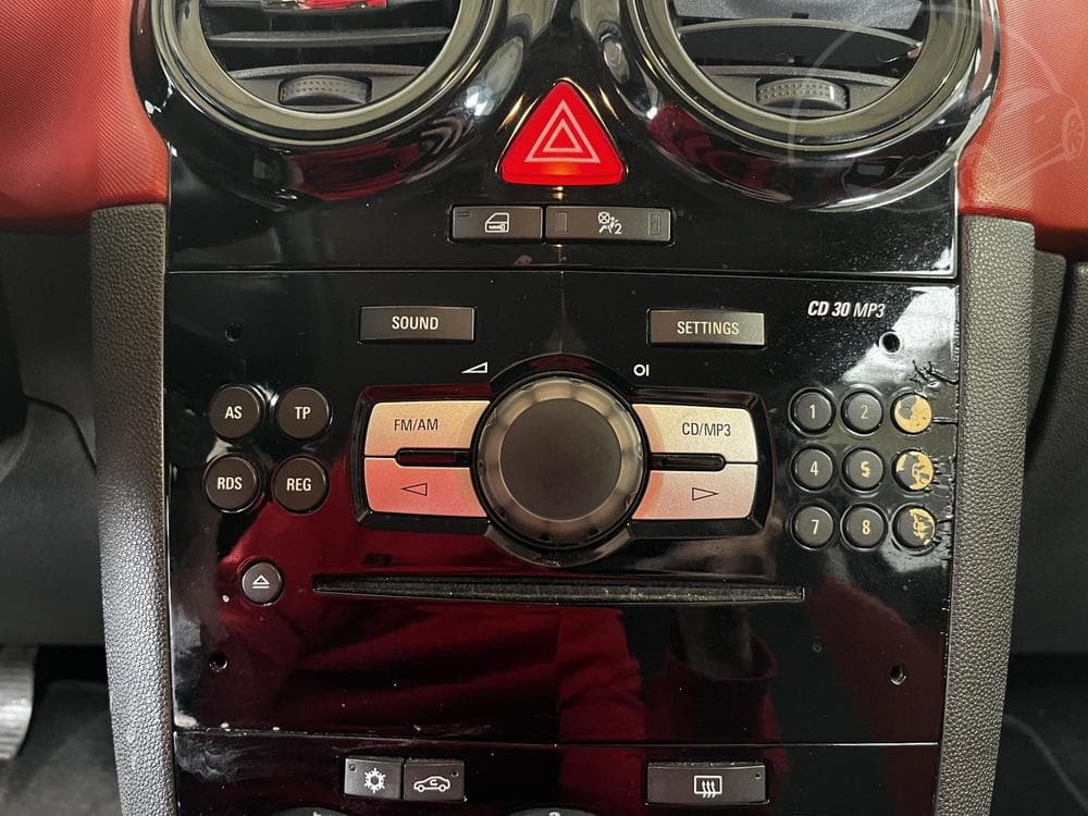 2008 Opel Corsa - 11