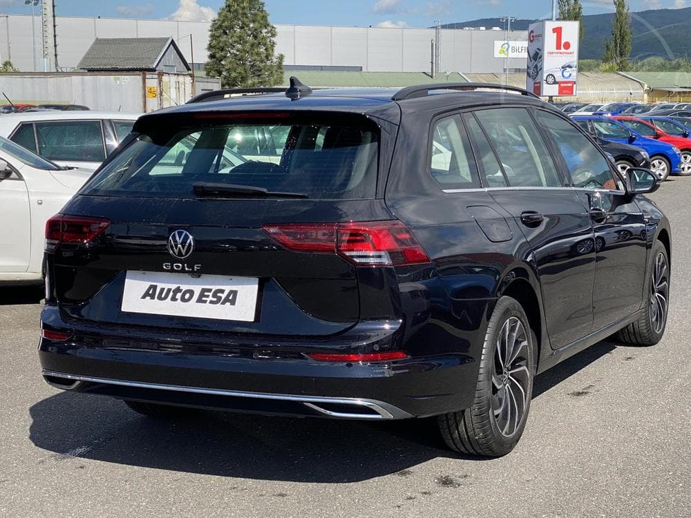 2023 Volkswagen GOLF - 7