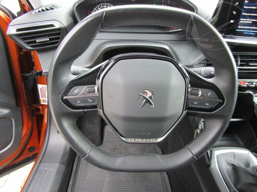 2022 Peugeot 2008 - 14