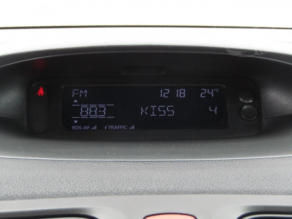 2011 Renault FLUENCE - 16