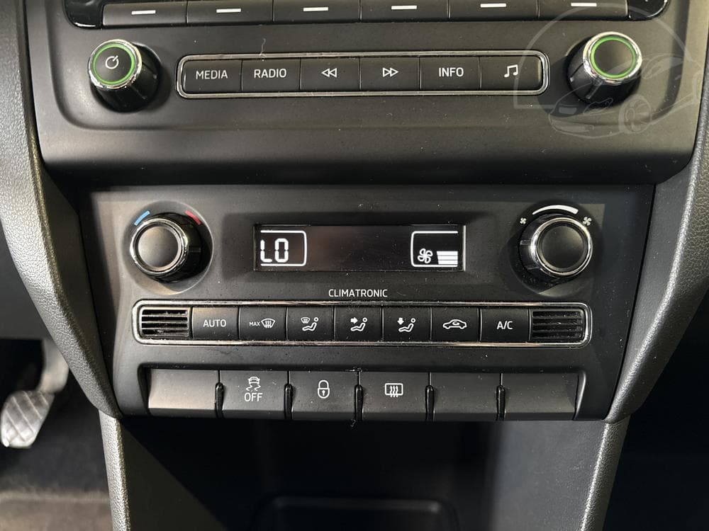 2013 Škoda RAPID - 13