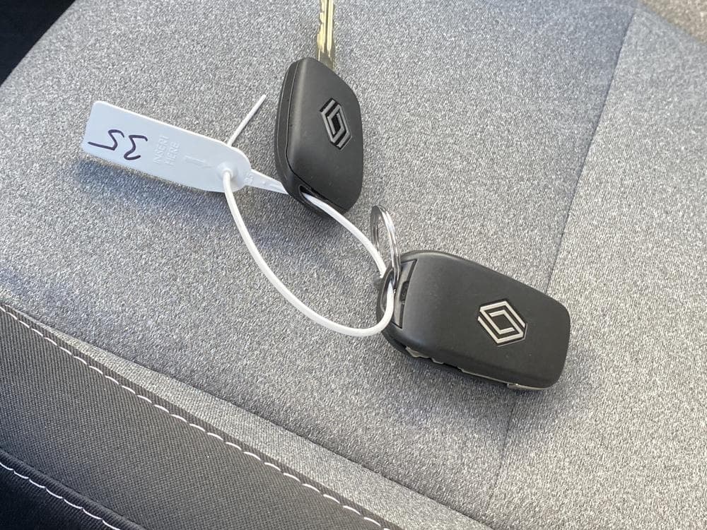 2025 Renault CLIO - 19