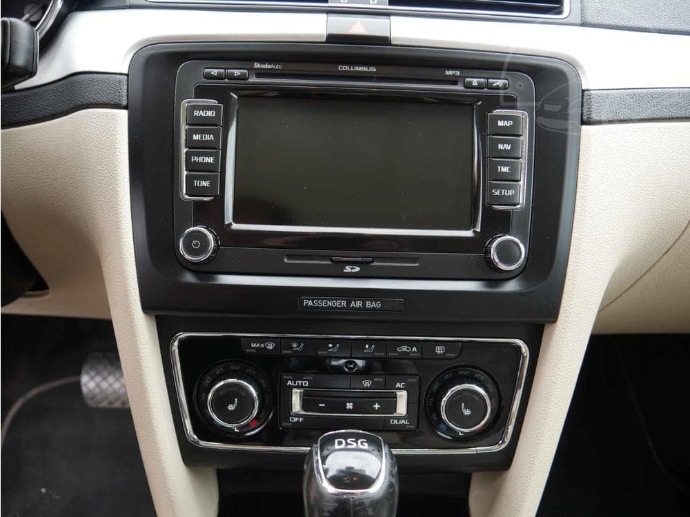 2012 Škoda SUPERB - 10