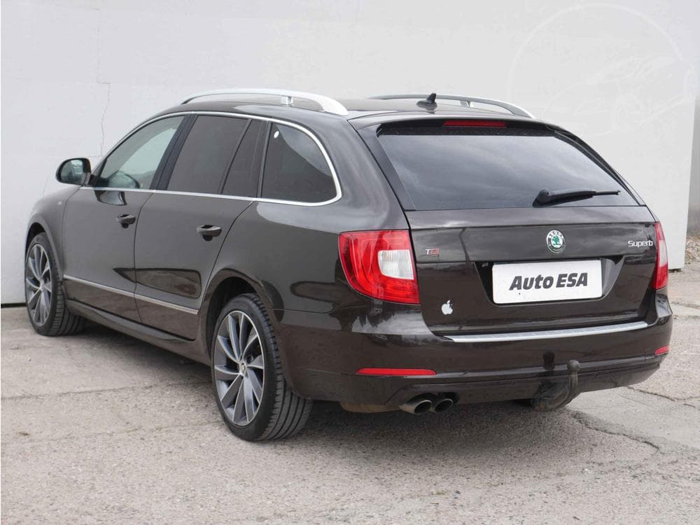 2012 Škoda SUPERB - 4